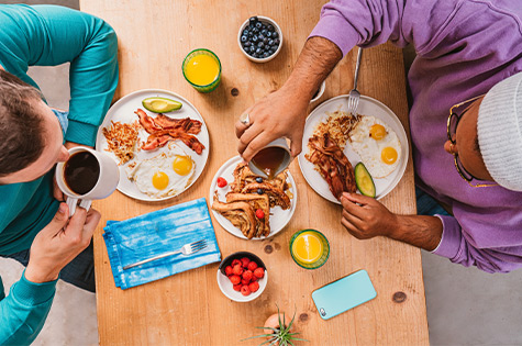 two friends enjoying brunch